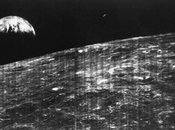 Foto Pertama dalam Sejarah: Dari Kamera Obscura hingga Instagram