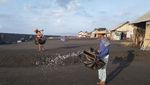 Foto Udara Produksi Garam di Klungkung Bali