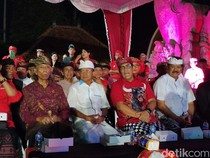 Seniman Tabanan Deklarasi Dukungan untuk Koster-Giri dan Sanjaya-Dirga