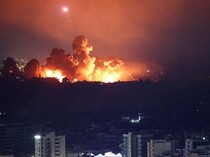 Detik-detik Kilatan Cahaya Akibat Serangan Israel Terlihat di Langit Beirut