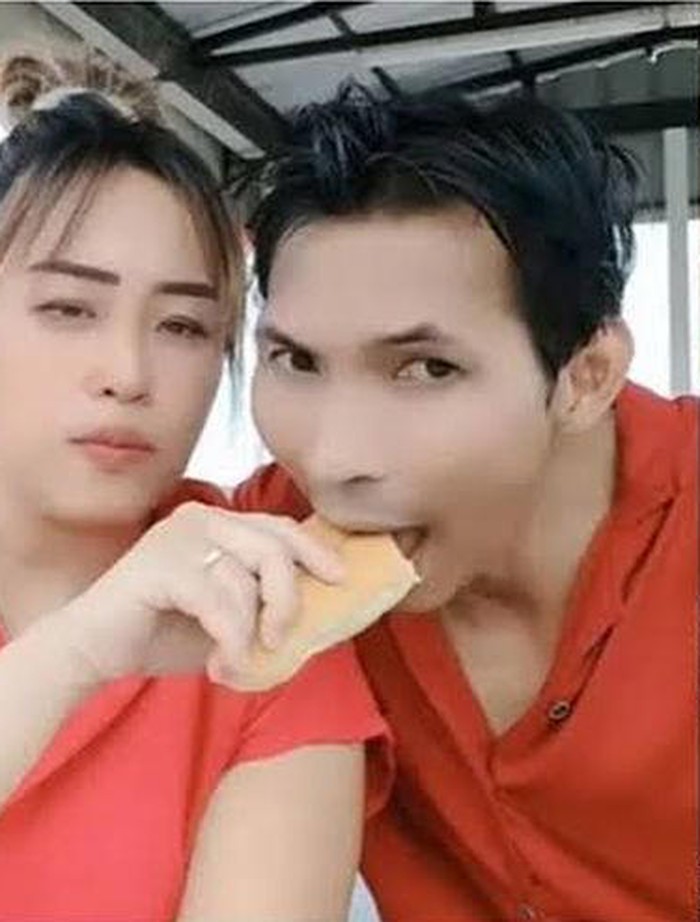 Kenangan Pinkan Mambo Saat Makan dan Suapan dengan Arya Khan Kenangan Pinkan Mambo Saat Makan dan Suapan dengan Arya Khan