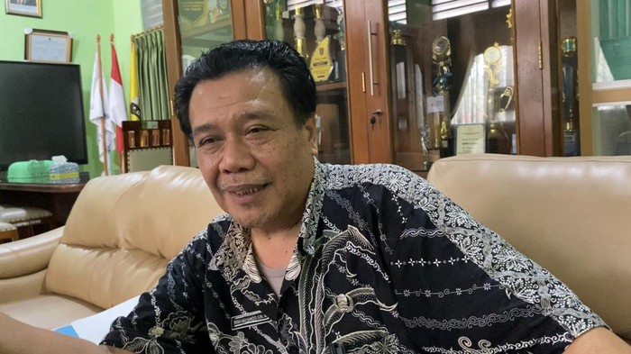 Kepala Sekolah SMPN 8 Tatag Hadi Sunoto (Devi/detikcom)