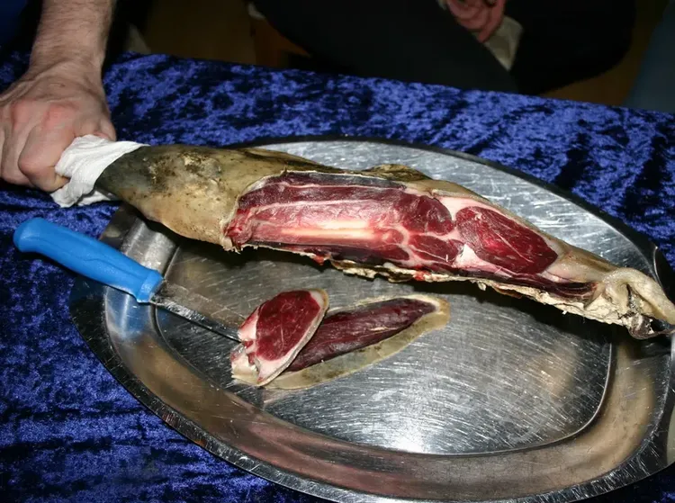 10 Makanan Paling Langka di Dunia yang Nyaris Sulit Ditemui