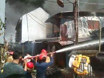 Cerita Warga Anaknya Nyaris Tak Selamat Saat Kebakaran 11 Rumah di Makassar