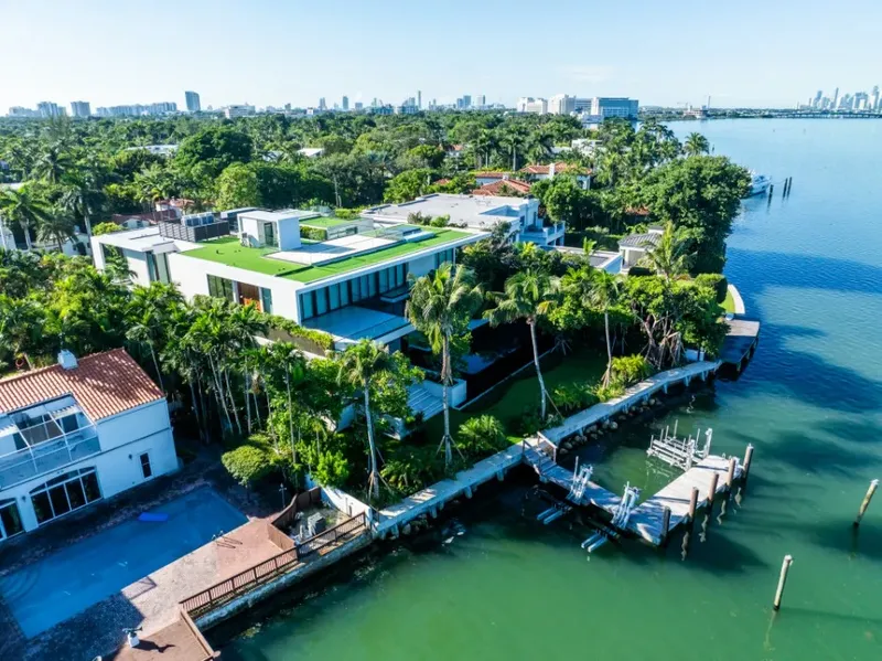 Penampakan rumah baru David Beckham di Miami.