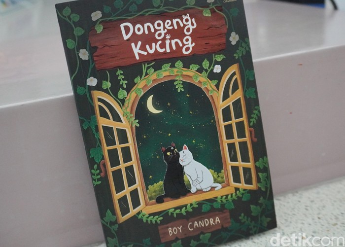 Penulis Boy Candra saat menyambangi kantor detikcom pada Rabu (2/10/2024).