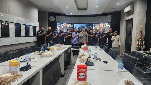 Personel Bidhumas Polda Metro Jaya dilatih untuk mengoptimalkan kemampuan strategi komunikasi publik.