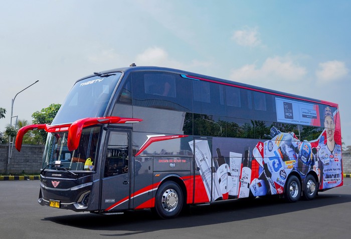 PO Juragan99 Trans dengan livery tim MotoGP Gresini