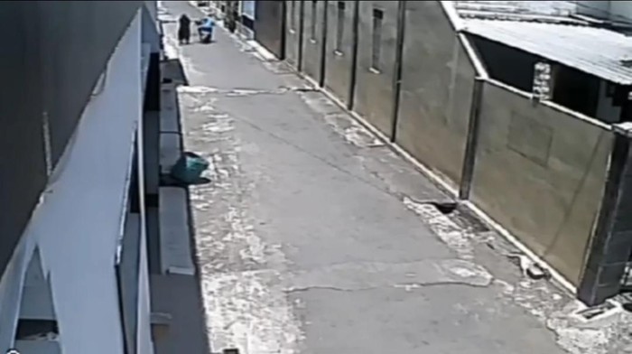 Rekaman CCTV dokter di Probolinggo dijambret