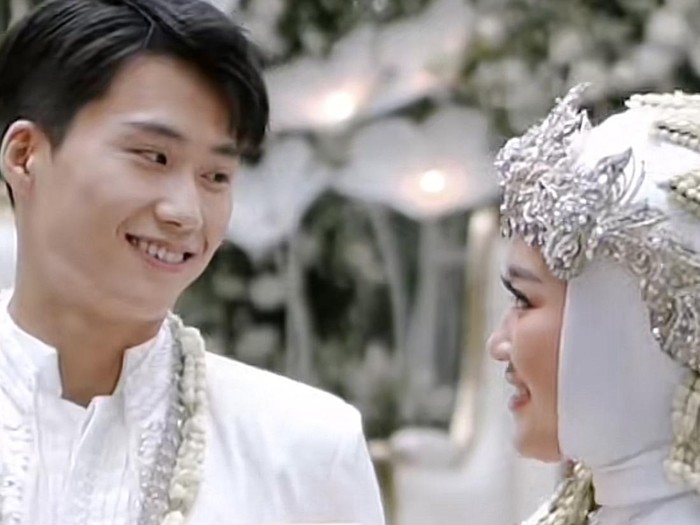 Viral Pernikahan di Depok, Pengantin Pria Mirip Aktor Korea Lee Do Hyun