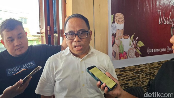 Anggota KPU Sulsel Hasruddin Husain.  Sahrul Alim/detikSulsel