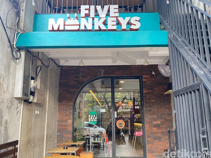 Five Monkeys Five Monkeys, gerai burger yang masuk daftar terbaik dunia menurut Bloomberg