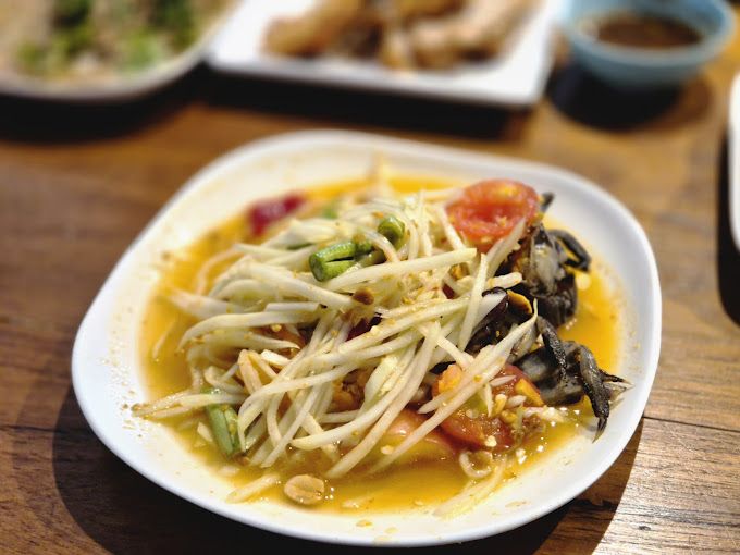Kedai makanan lokal di Bangkok yang patut dicoba