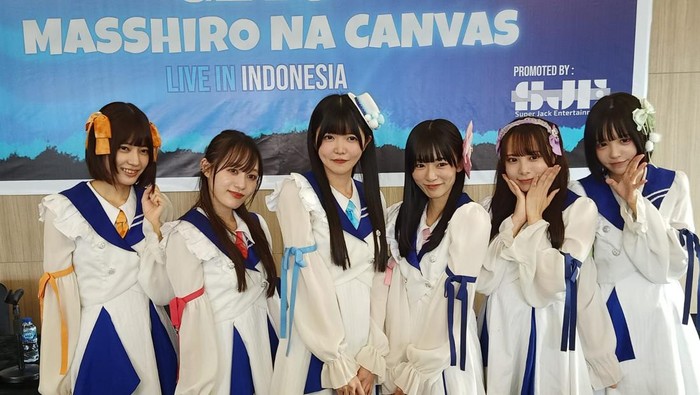 Masshiro na Canvas