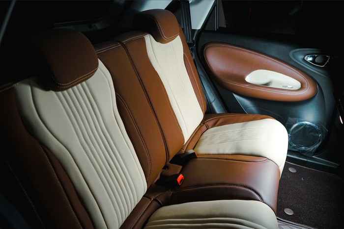 Modifikasi Wuling Binguo EV 'Mobil Cipung' karya Maxdecal di IMX 2024.