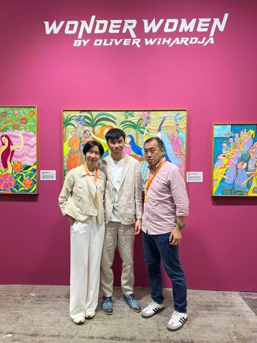 Pameran Lukisan Oliver Adivarma Wihardja di Art Jakarta 2024.