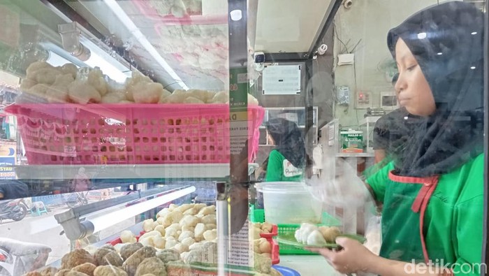 Pempek Lala Palembang.