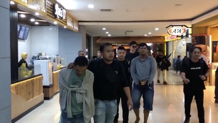 Penangkapan 2 pencuri uang Rp 70 juta milik nasabah bank di enrekang. Dokumen Istimewa