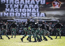 Momen Perayaan HUT TNI ke-79 di Berbagai Daerah