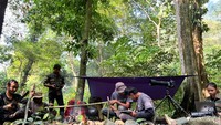 Tim ekspedisi menjelahah hutan Sanggabuana selama 40 hari dan menginap di hutan.