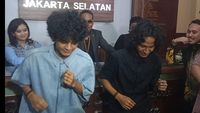 Aksi Dance Vadel Badjideh Usai Diperiksa Polisi Selama 6 Jam