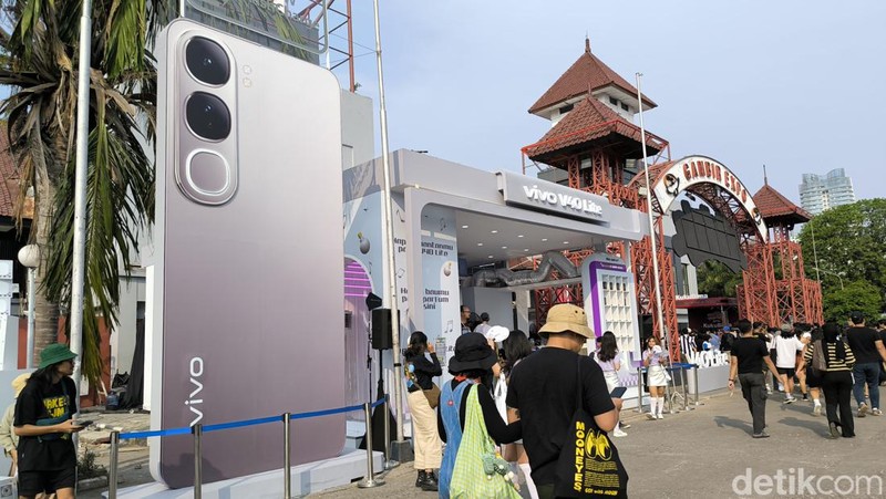 Vivo V40 Lite di Synchronize Fest 2024