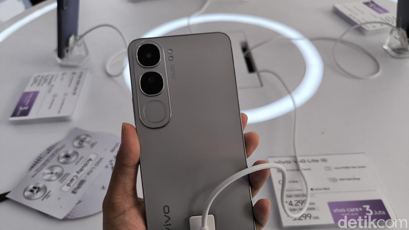 Vivo V40 Lite di Synchronize Fest 2024