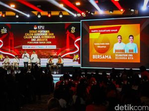 Akhiri Debat Pilgub Jakarta, Dharma-Kun Pamer Kartu Jakartaku Aman