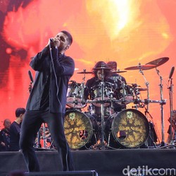 Ronald Bukan Lagi Vokalis Burgerkill