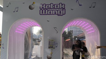 Vivo juga menghadirkan Ketok Wangi, refresher tunnel tempat pengunjung bisa ngadem sejenak, memastikan mereka tetap segar dan selalu wangi sepanjang festival. Foto: Rachmatunnisa/detikINET