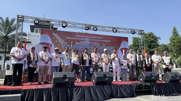 Deklarasi Kampanye Berintegritas oleh Bawaslu Jabar, Minggu (6/10/2024).