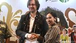 Kala Dubes Rusia Terpesona Keindahan Batik