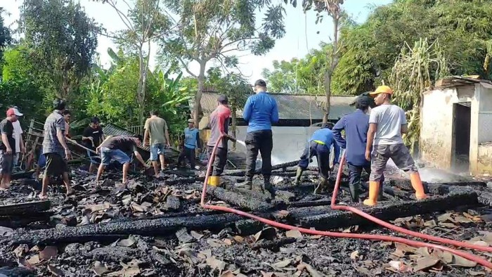 Kondisi rumah ludes dilalap apii di Dukuhseti, Pati.