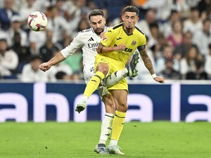 Sedih, Carvajal Meringis kesakitan Gegara Cedera Lutut