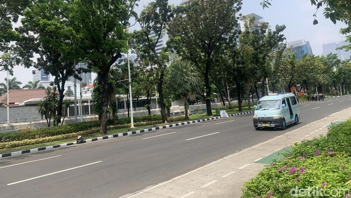 Massa aksi bela Palestina di depan Kedubes AS bubar. (Mulia/detikcom)