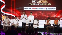 Lalu Dharma juga akan menjadikan Jakarta sebagai pusat kota perekonomian nasional. Yakni dengan simbol pariwisata hingga penguatan UMKM.