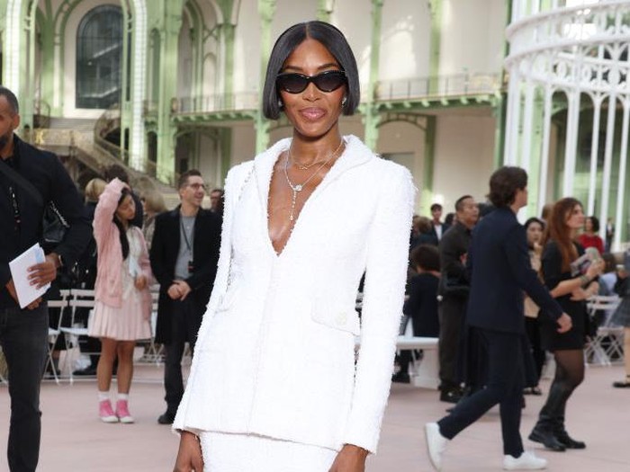 PARIS, FRANCE - OCTOBER 01: (EDITORIAL USE ONLY - For Non-Editorial use please seek approval from Fashion House) Naomi Campbell attends the Chanel Paris Womenswear Spring-Summer 2025 show as part of Paris Fashion Week on October 01, 2024 in Paris, France. (Photo by Pascal Le Segretain/Getty Images)