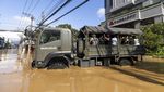 Penampakan Banjir Menggenangi Kota Wisata Chiang Mai Thailand