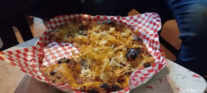 Pizza Ugly Duckling di Pizza Tjahaja. (Foto: Aryo Mahendro/detikBali)
