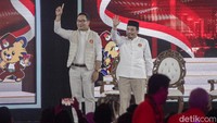 Debat perdana digelar di JIExpo Kemayoran, Minggu (6/10/2024). Pantauan di lokasi, ketiga pasangan calon sudah tiba di lokasi.