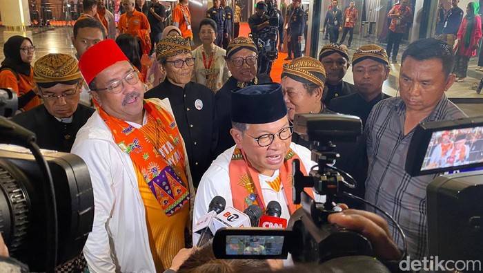 Pramono-Rano Tiba di Arena Debat Pilgub Jakarta