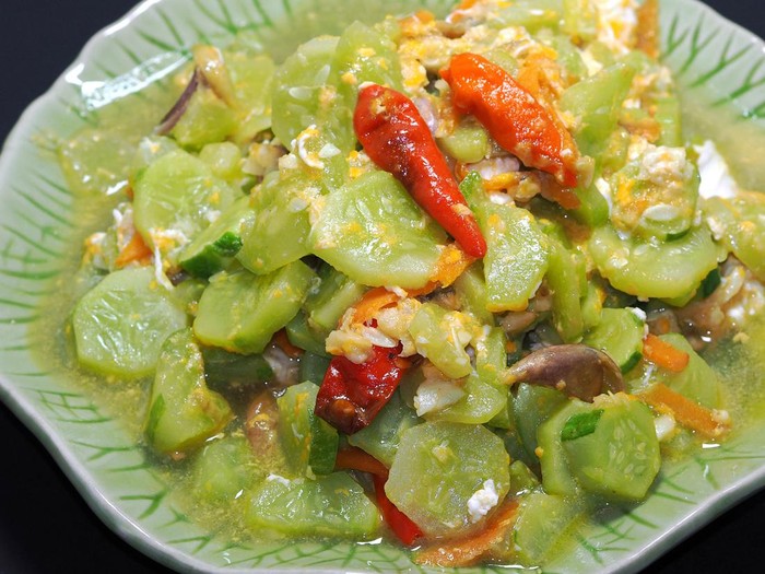 Resep Tumis Timun dan Telur
