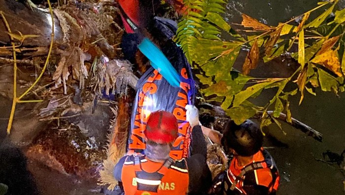 Supri Paka korban hilang terseret banjir bandang ditemukan dalam keadaan meninggal dunia.