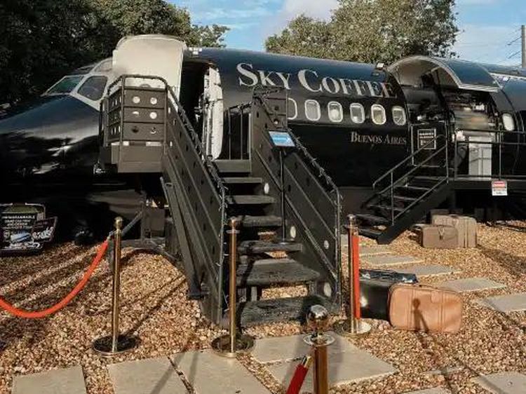 Unik! Pengalaman Minum Kopi di Sini Serasa di Atas Awan