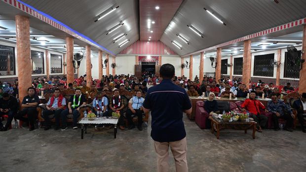 Wahid saat kampanye dialogis di Kota Dumai