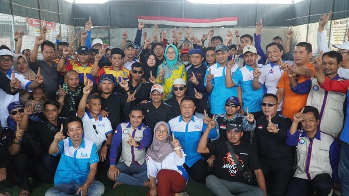 Airin Rachmy Diany dapat dukungan dari serikat pekerja Serang.