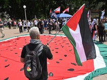 Aksi Dukung Palestina di Berbagai Negara Saat Satu Tahun Perang Gaza