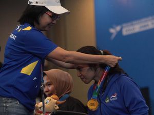2 Atlet Angkat Besi Pecahkan Rekor Nasional di Peparnas Solo 2024