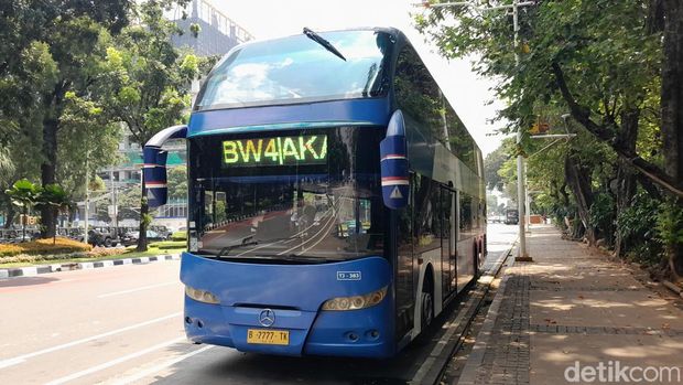 Bus Wisata TransJakarta