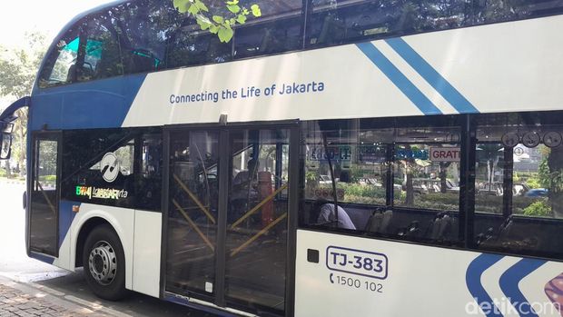 Bus Wisata TransJakarta